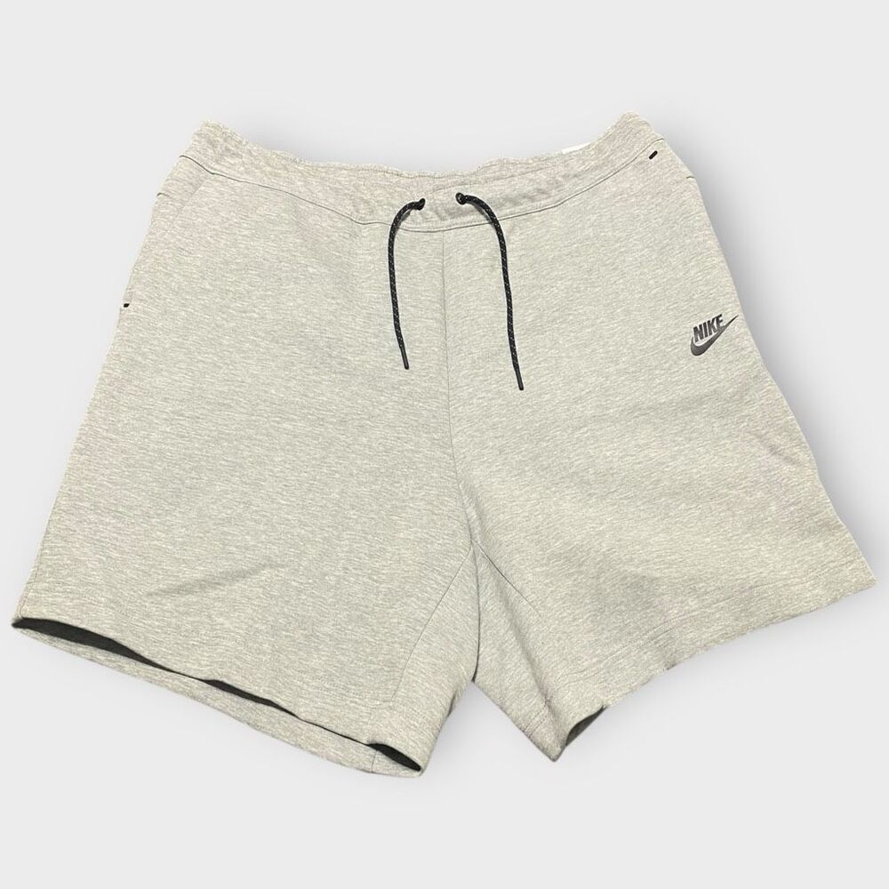 Nike Sportswear Tech Fleece Heather Grey Shorts CU4503-063 Mens size XXL New